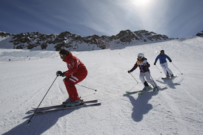 Skifahren am Schnalstaler Gletscher